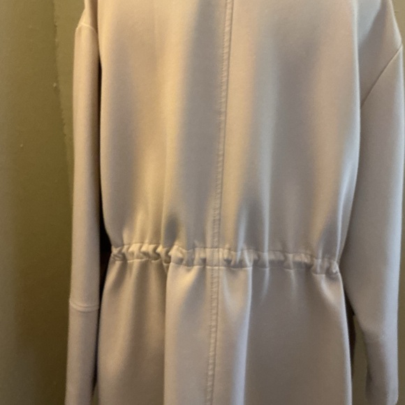 H&M Light Beige Utility Jacket with Drawstring - Picture 3 of 10